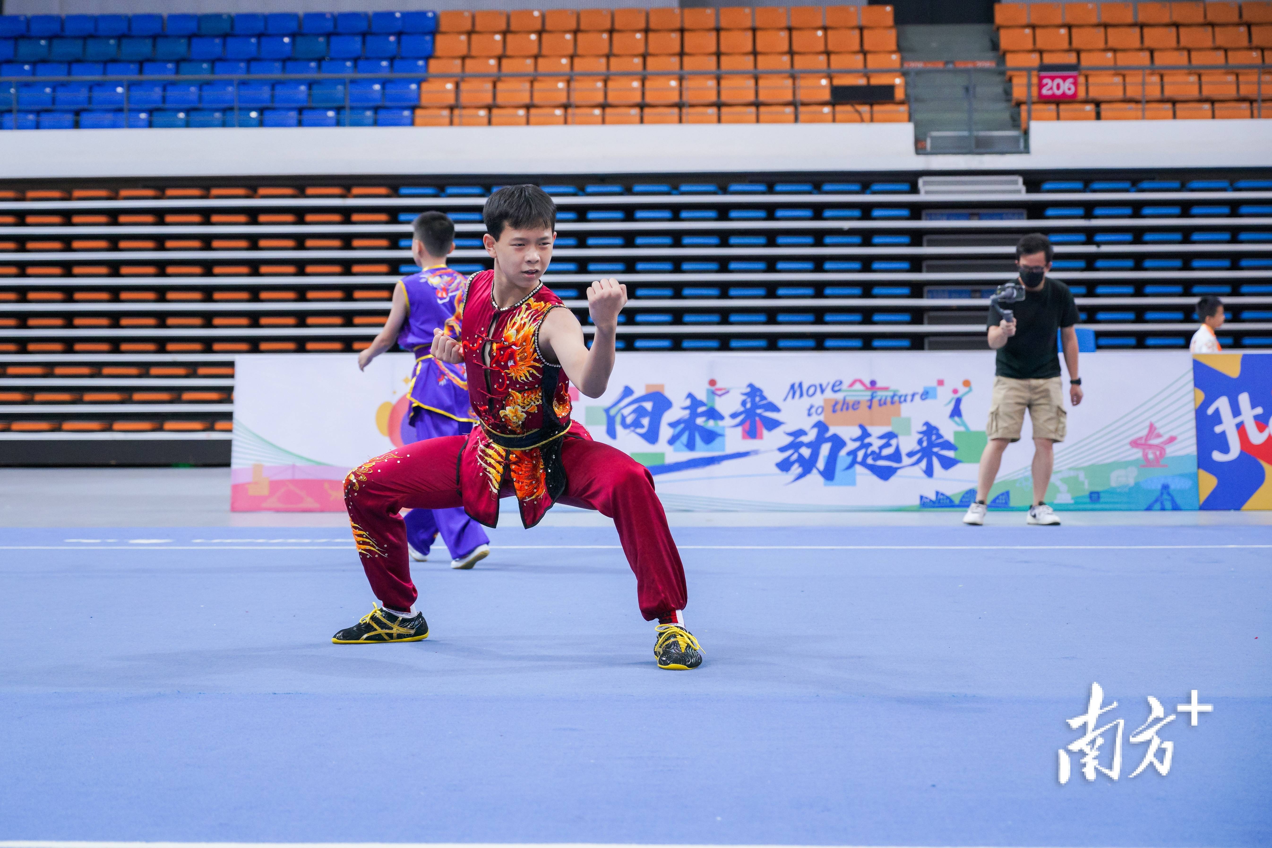 雷火电竞简介-包含夺魁，我国运动员实现历史突破的词条