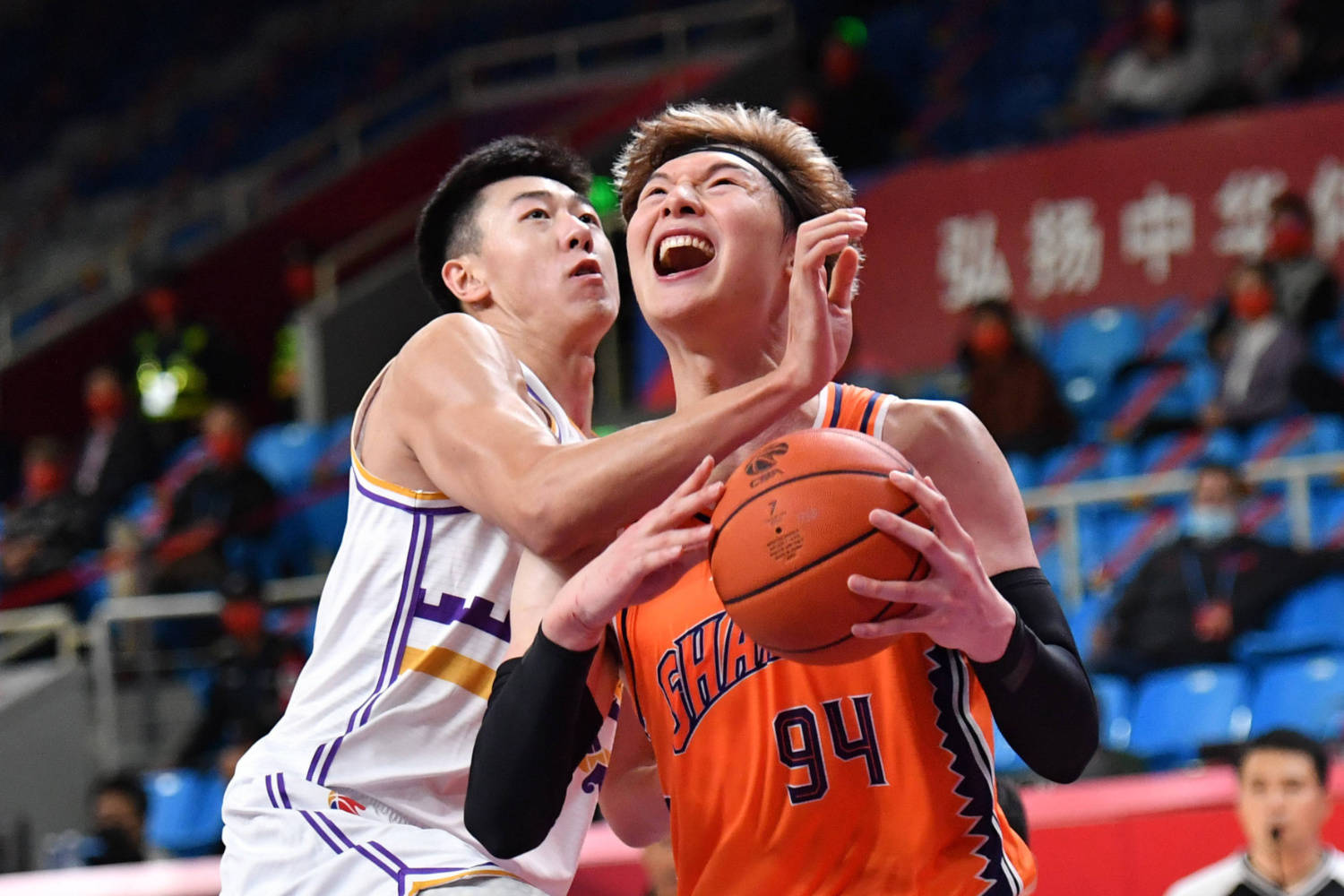 雷火电竞亚洲先驱-关于上海队赢得胜利，球员表现抢眼的信息