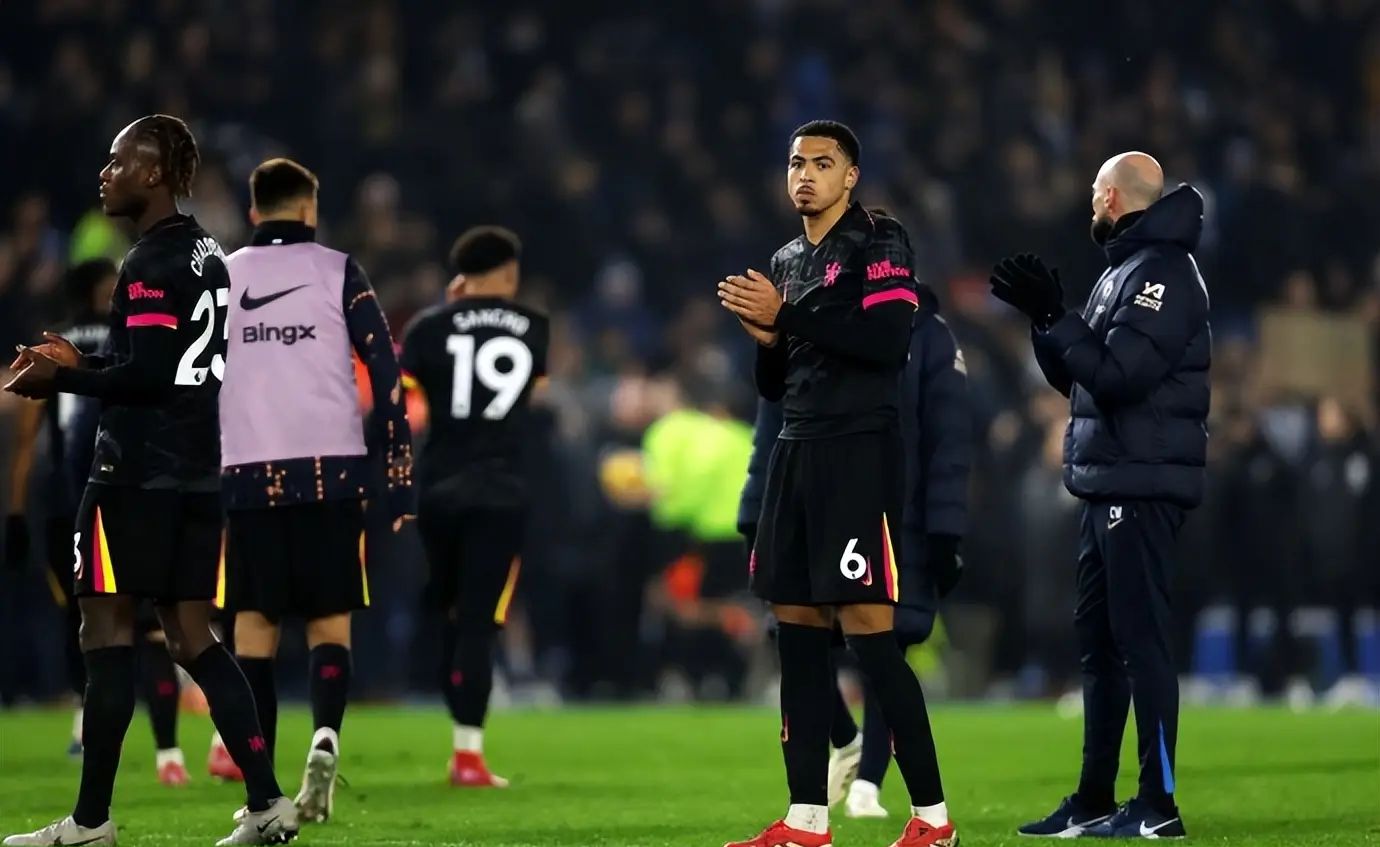 雷火电竞下载-莱切斯特客场逼平阿斯顿维拉，守住不败战绩的简单介绍