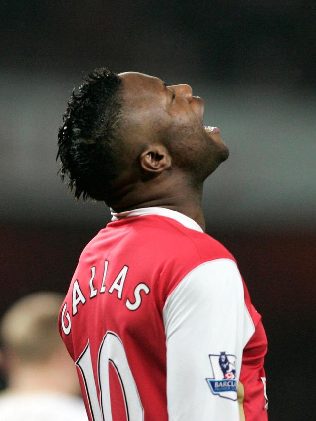 雷火电竞-伯明翰城逆转保级，创造奇迹