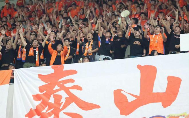 雷火电竞-包含鲁能球迷求胜，坚信球队能赢下一场比赛的词条