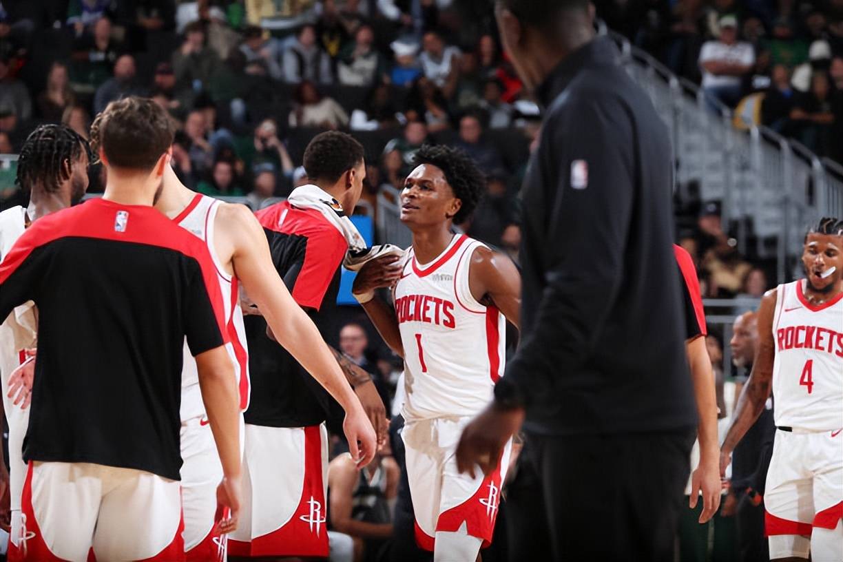 顶级球员PK秀，双方实力均衡的简单介绍