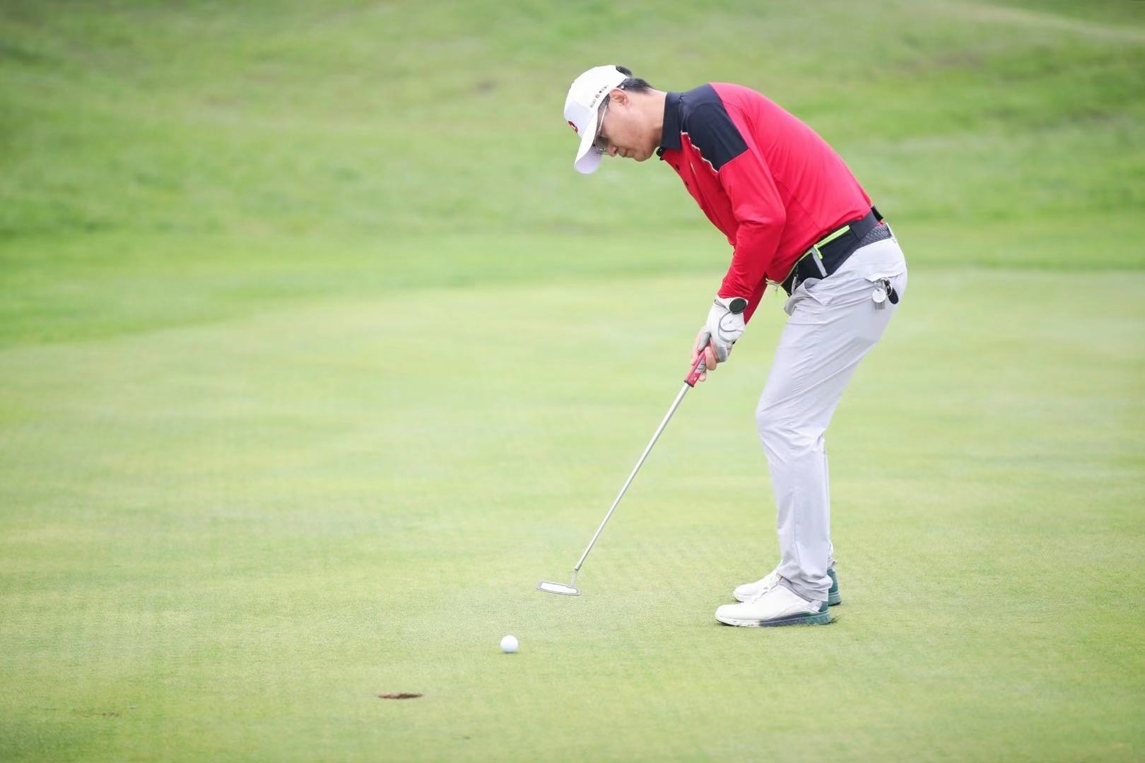 雷火电竞网站-冷静与激情交织！高尔夫完美收官