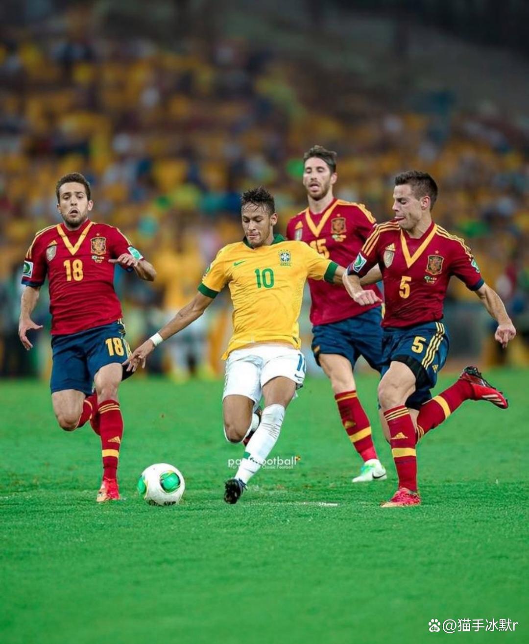 雷火电竞-包含瓦伦西亚力克XL，内马尔完成高光表现激烈交锋总决赛，技惊四座的词条