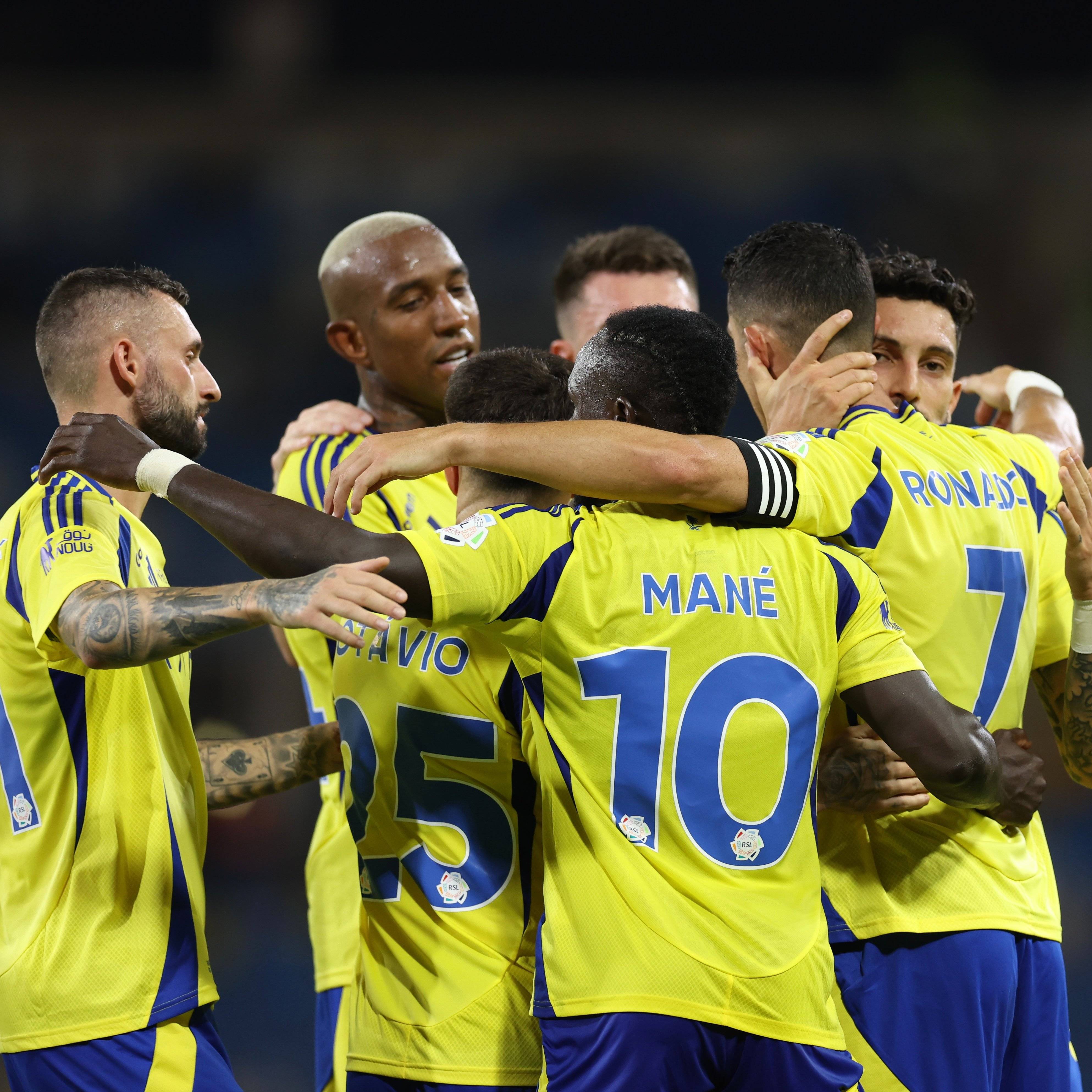 马赛完胜韩国，C罗统治全场