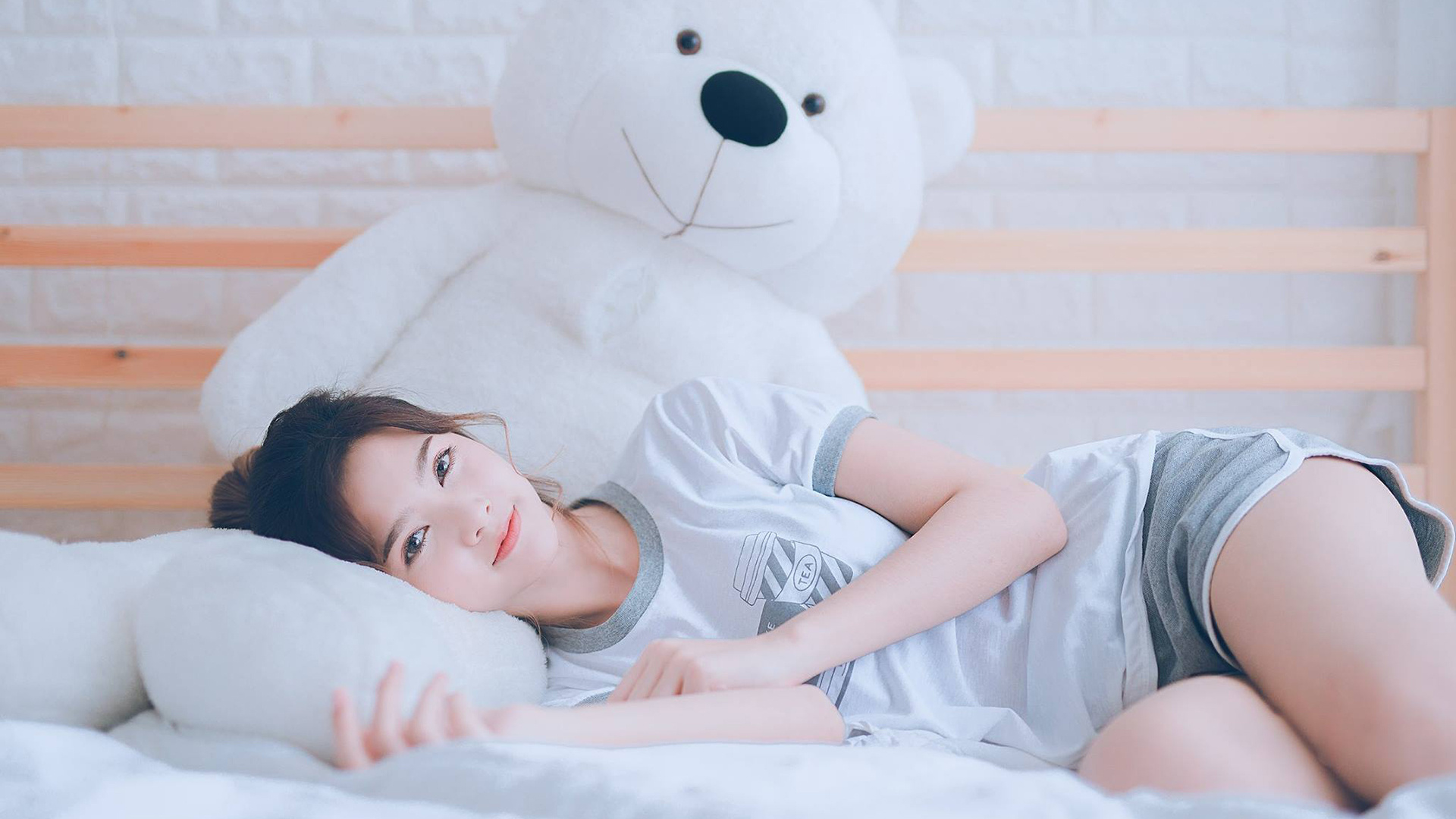 逆转之刃,当卡塔尔黑马碾过德国战车,西决赛场的足球幽灵卡拉斯科正在降临